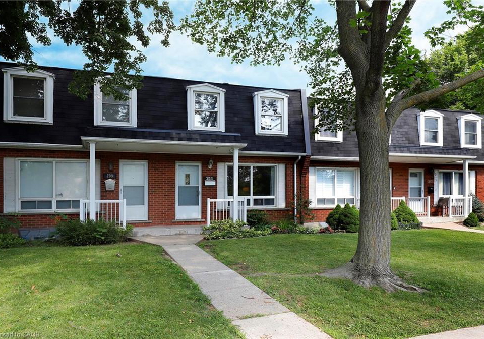 211-lake-avenue-n-hamilton-ontario-40845797