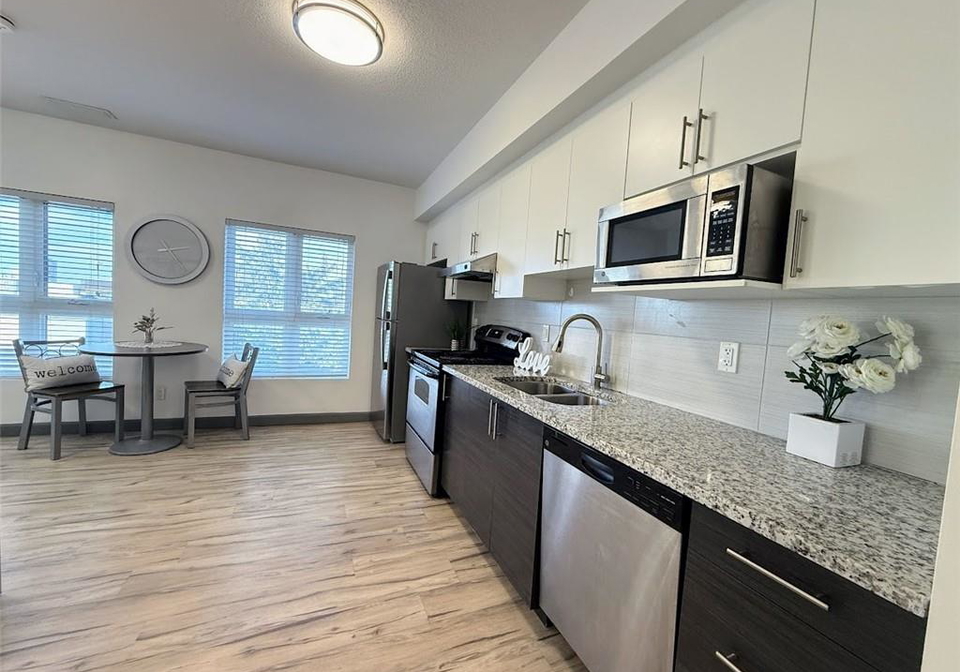 258b-sunview-street-waterloo-ontario-40845804