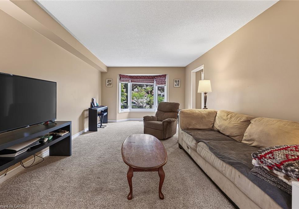 27-sioux-crescent-woodstock-ontario-40845813