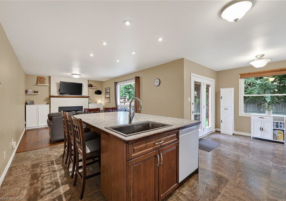 27-sioux-crescent-woodstock-ontario-40845813