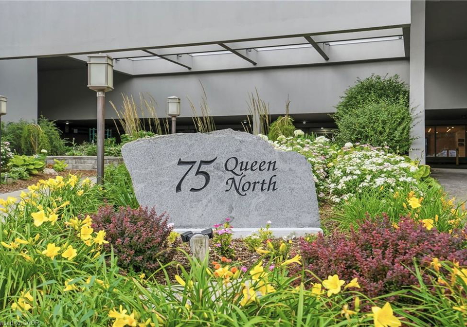 75-queen-street-n-hamilton-ontario-40845820
