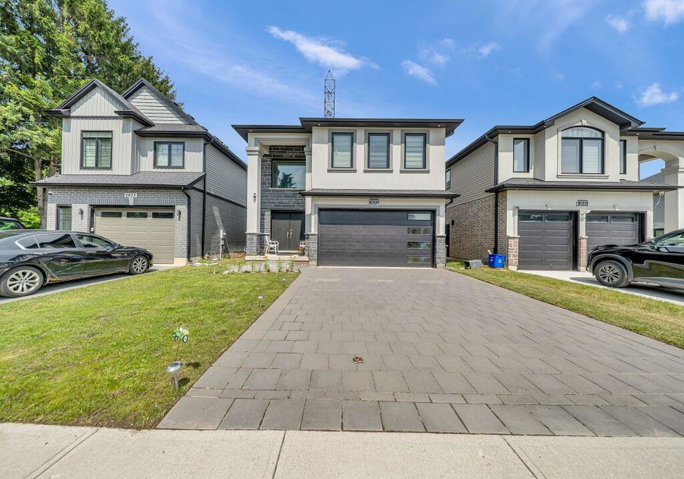 2637-bobolink-lane-london-ontario-40845842