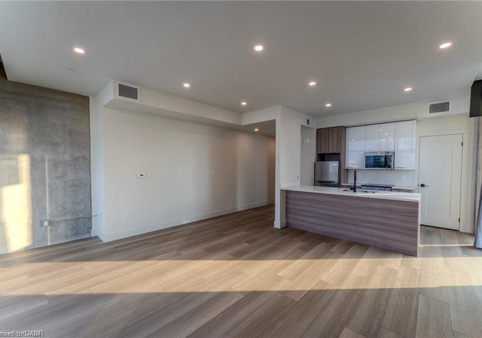 24-augusta-street-hamilton-ontario-40845853