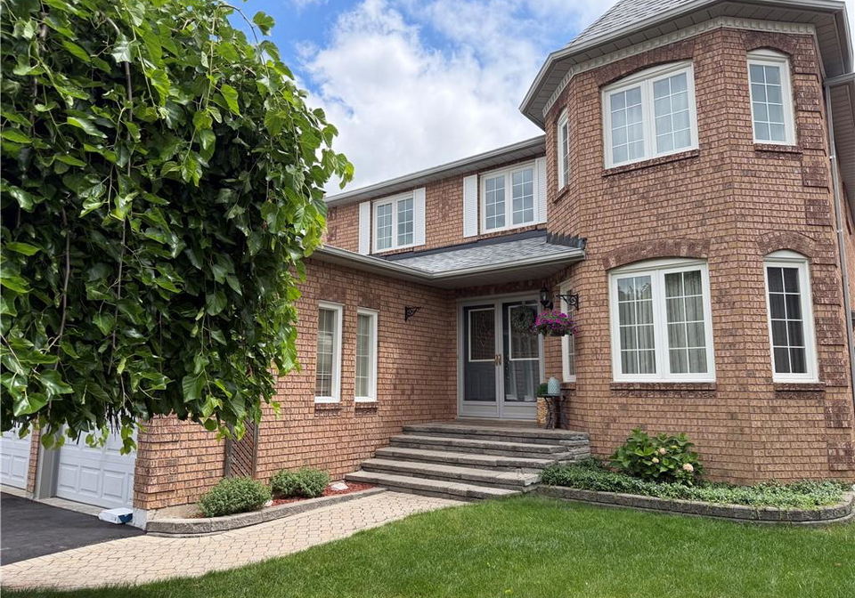 17-eaton-street-georgetown-ontario-40845858