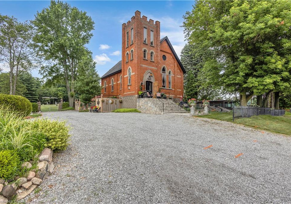 2376-east-quarter-line-road-delhi-ontario-40845862