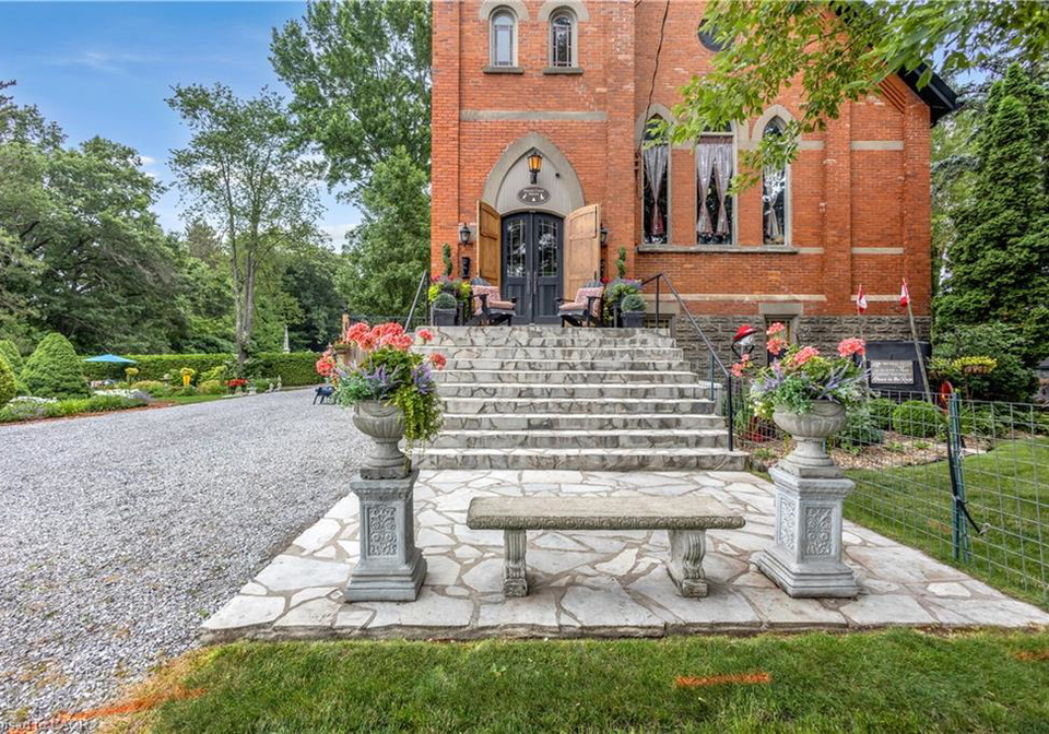 2376-east-quarter-line-road-delhi-ontario-40845862