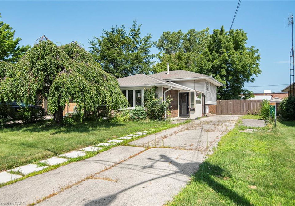 100-mountain-avenue-n-hamilton-ontario-40845875