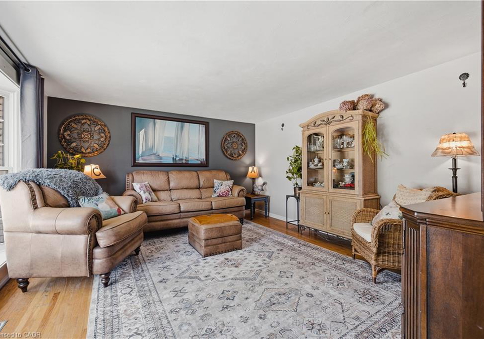 89-geneva-crescent-kitchener-ontario-40845893