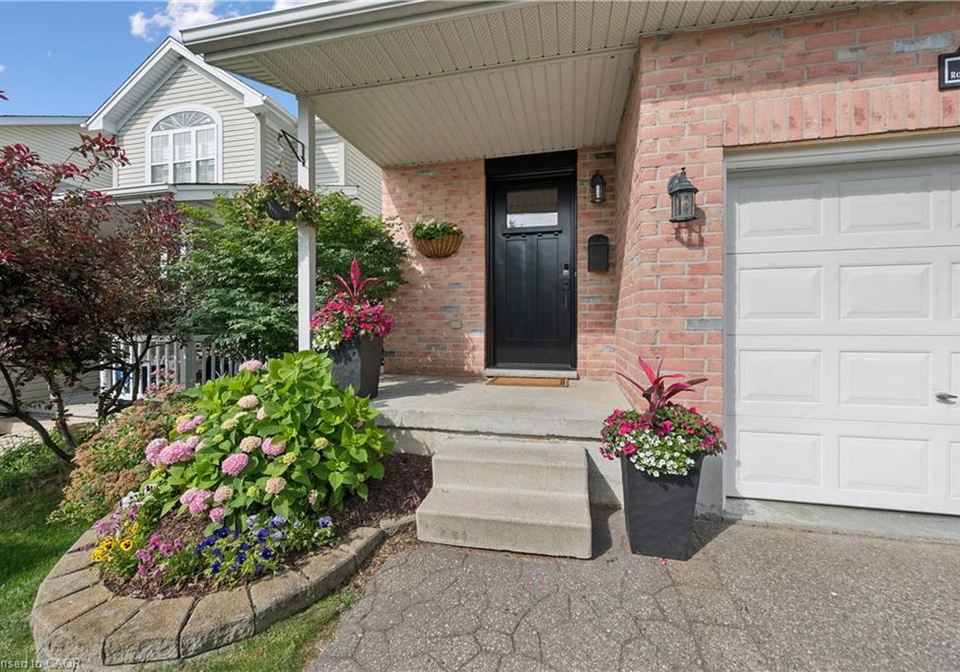 607-royal-fern-street-waterloo-ontario-40845900
