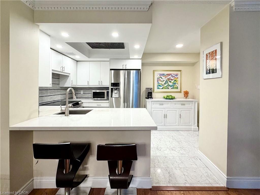 130-carlton-street-toronto-ontario-40845907