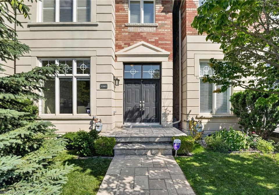 5203-preservation-circle-mississauga-ontario-40845915