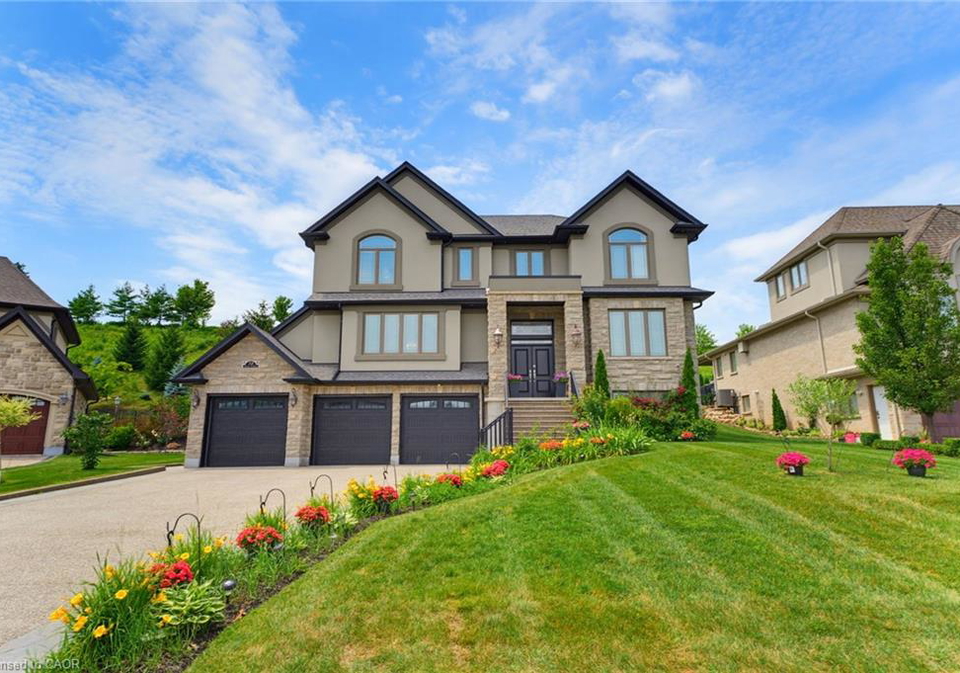38-river-valley-drive-kitchener-ontario-40845940