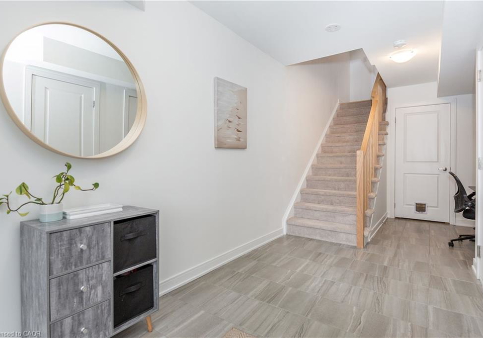 33-red-maple-lane-barrie-ontario-40845947