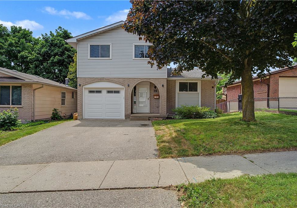 39-southwood-drive-kitchener-ontario-40845963