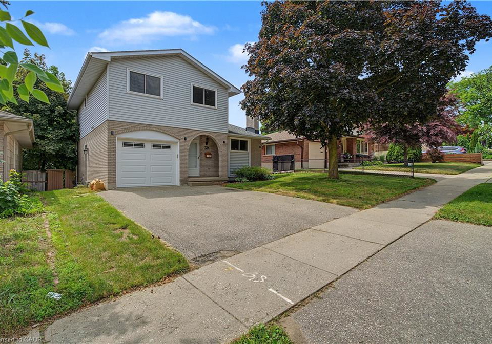 39-southwood-drive-kitchener-ontario-40845963