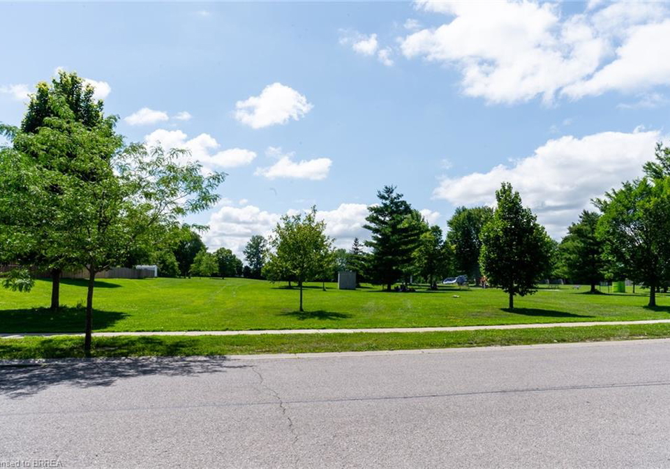 12-ponytrail-drive-brantford-ontario-40845964