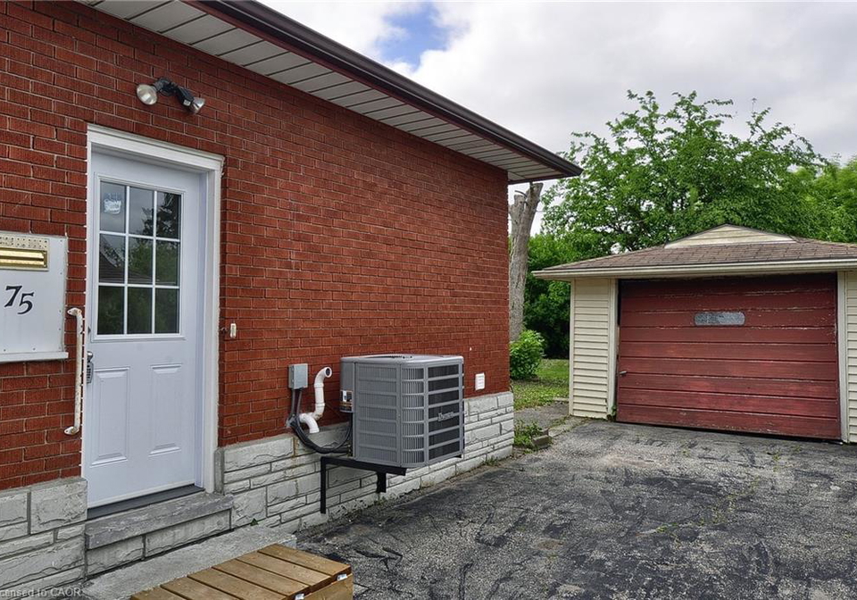 75-olympic-drive-e-kitchener-ontario-40845973