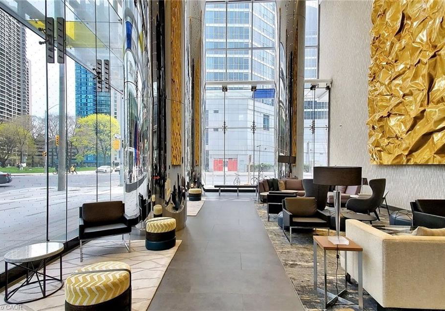 10-york-street-toronto-ontario-40845978