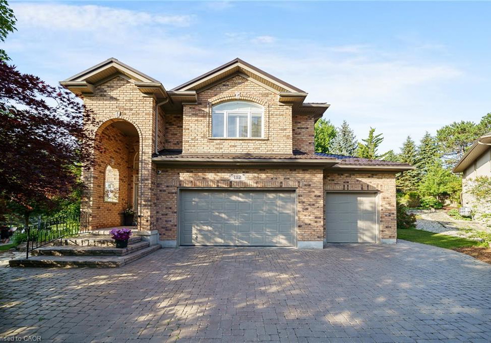 112-dirksen-court-kitchener-ontario-40846001