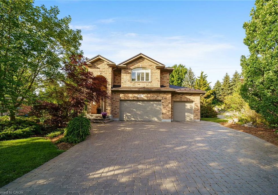 112-dirksen-court-kitchener-ontario-40846001