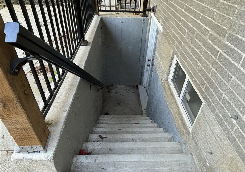 160-bruce-street-kitchener-ontario-40846005