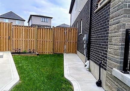 544-nathalie-crescent-kitchener-ontario-40846014