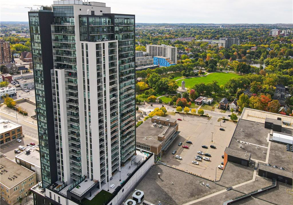 60-charles-street-kitchener-ontario-40846037