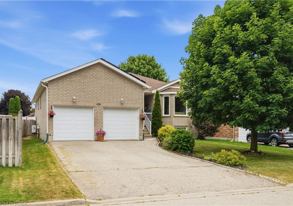 41-griffiths-drive-paris-ontario-40846058