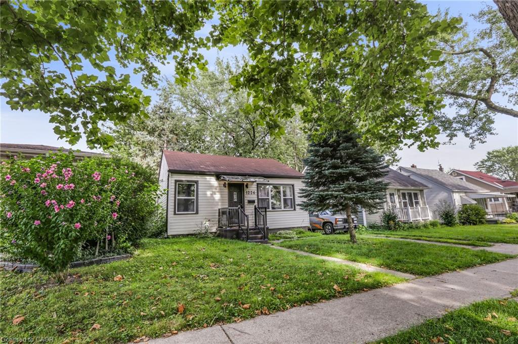 1226-wigle-avenue-windsor-ontario-40846070