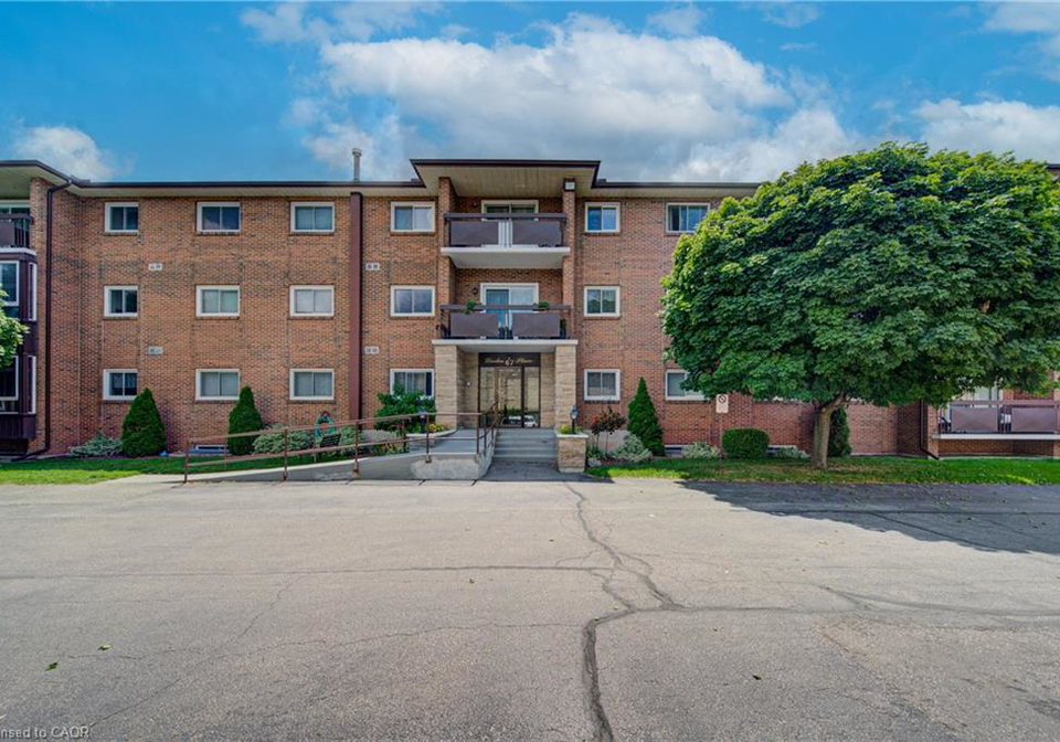 67-breckenridge-drive-kitchener-ontario-40846093
