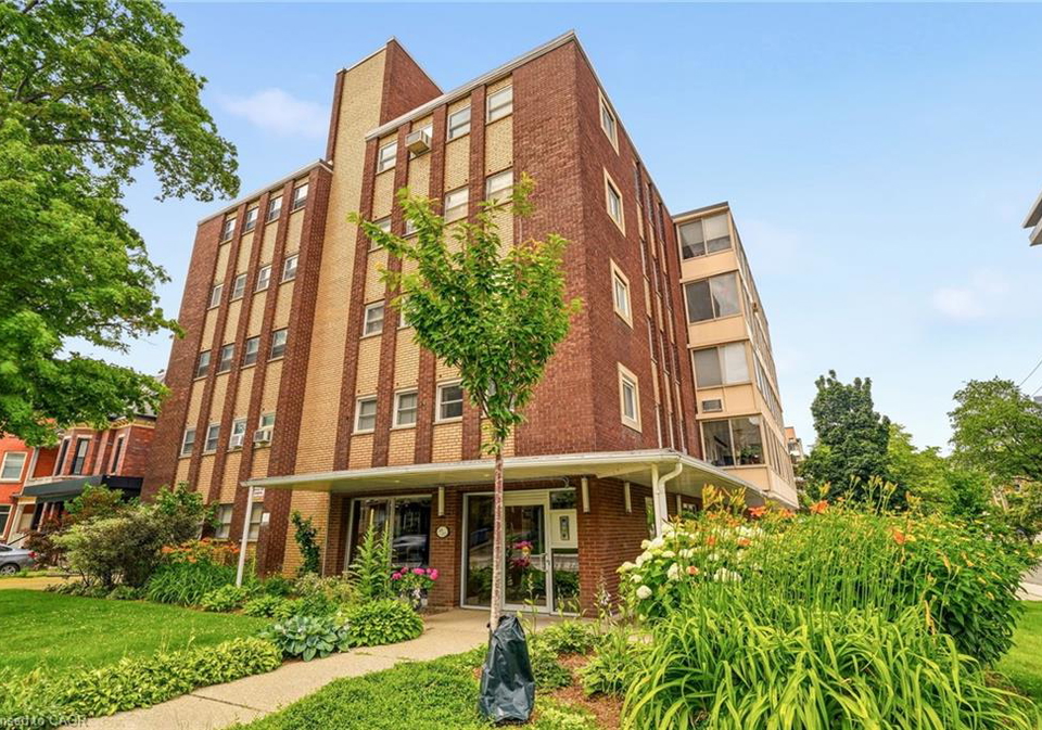 38-charlton-avenue-w-hamilton-ontario-40846099