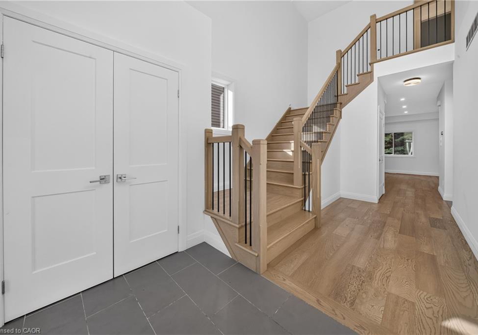 55-russ-street-cambridge-ontario-40846107