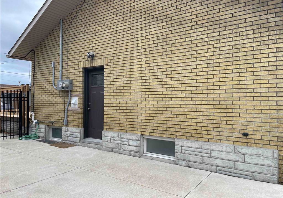 45-endfield-avenue-hamilton-ontario-40846208