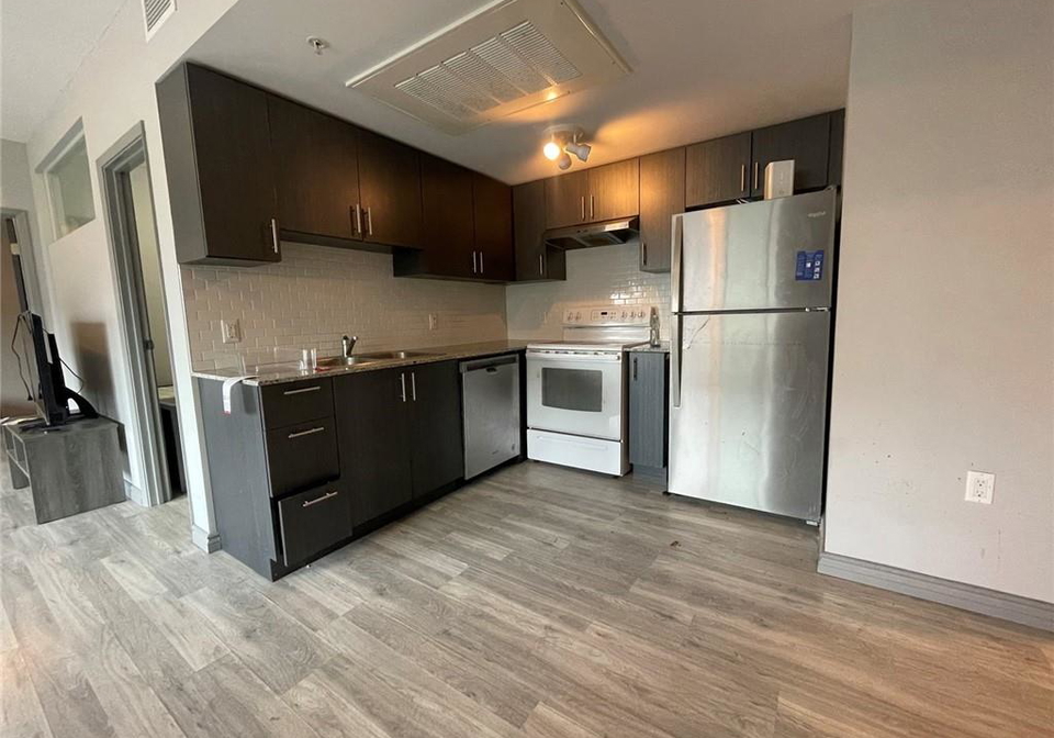 275-larch-street-waterloo-ontario-40846220