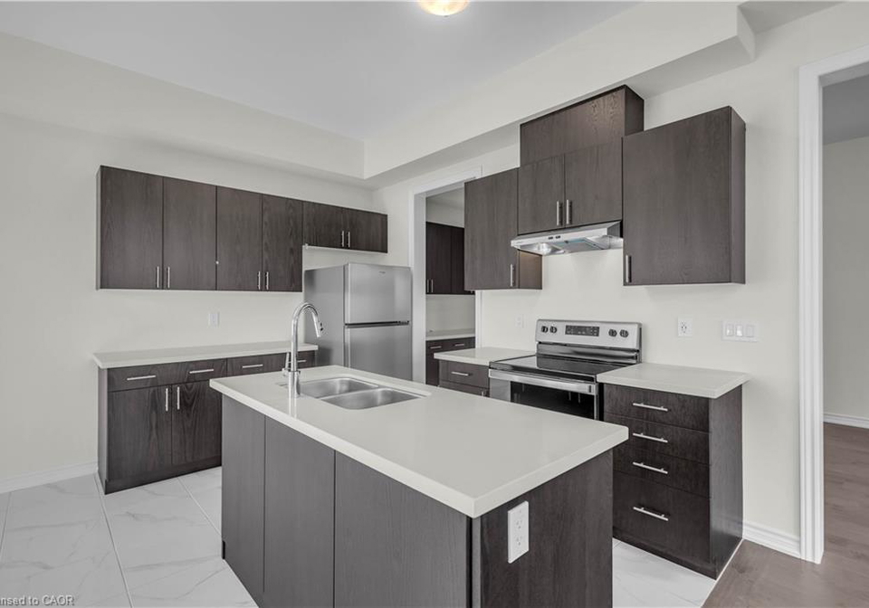 1-southern-avenue-paris-ontario-40846226