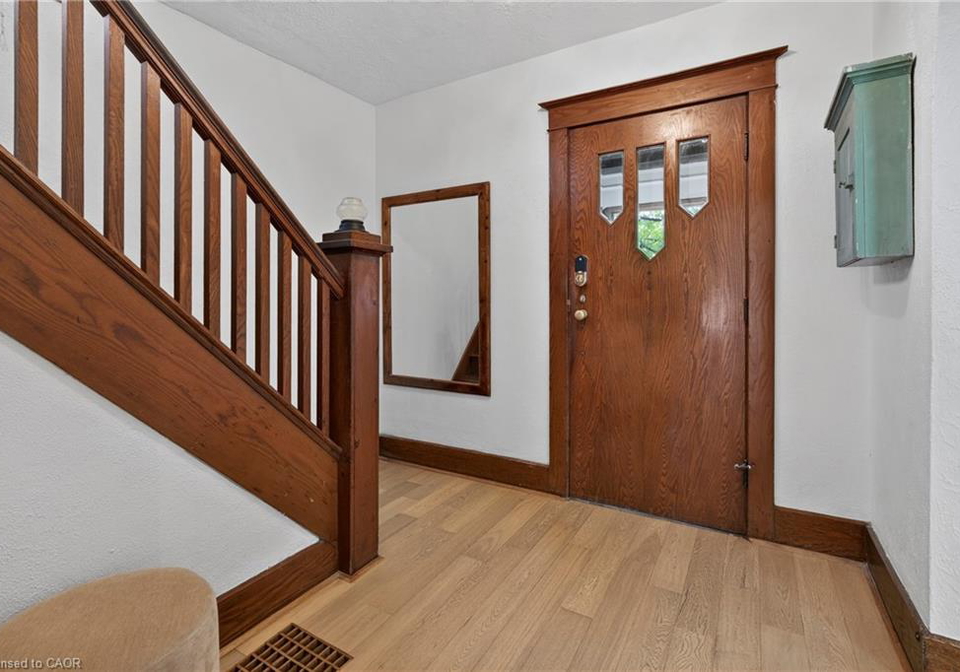 98-roger-street-waterloo-ontario-40846237