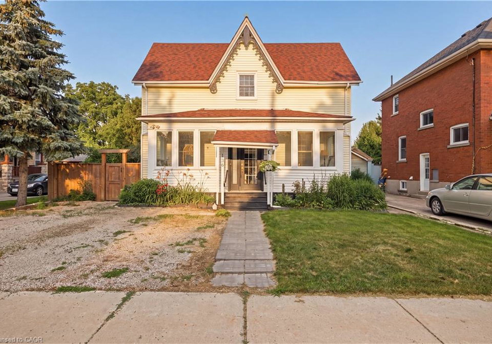 136-falstaff-street-stratford-ontario-40846251