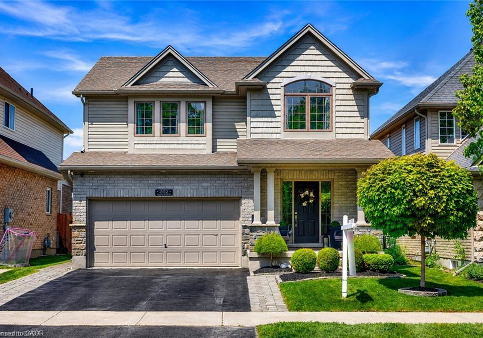 202-brookmead-street-elmira-ontario-40846257