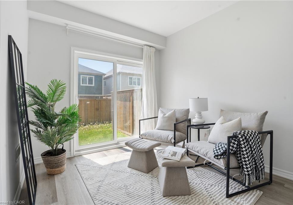 124-compass-trail-cambridge-ontario-40846262