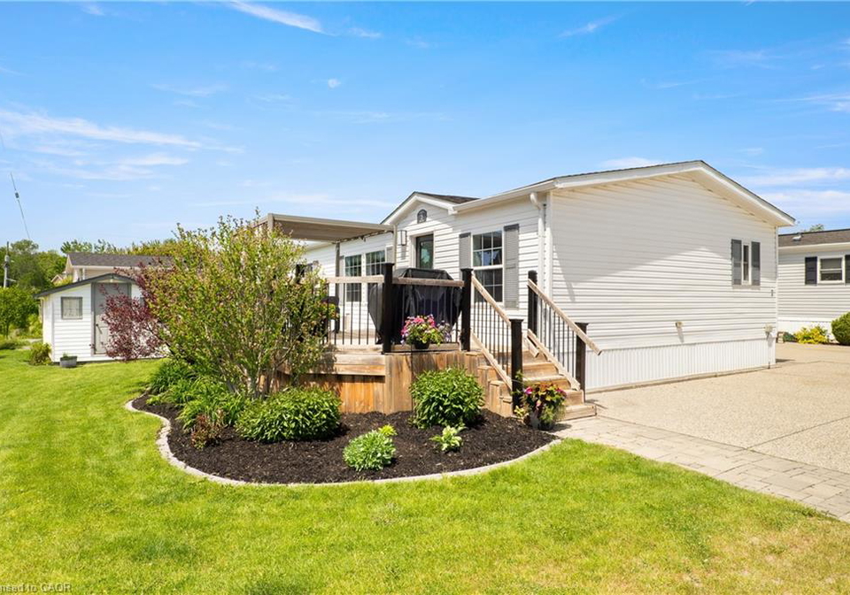 2-pavilion-road-puslinch-ontario-40846296