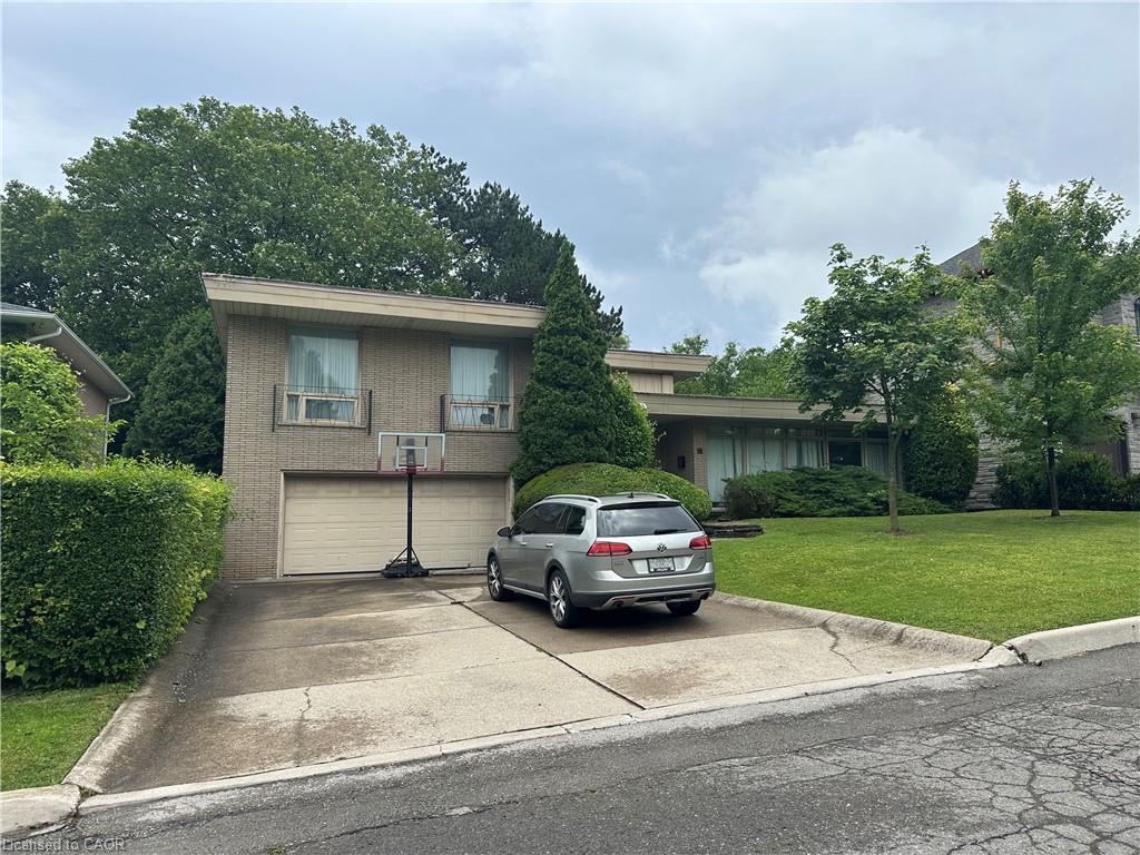 11-wilmont-court-hamilton-ontario-40846360