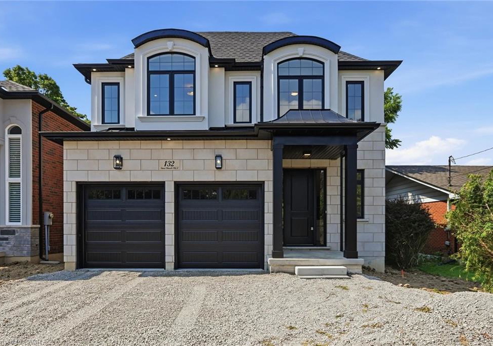 132-stone-church-road-e-hamilton-ontario-40846392
