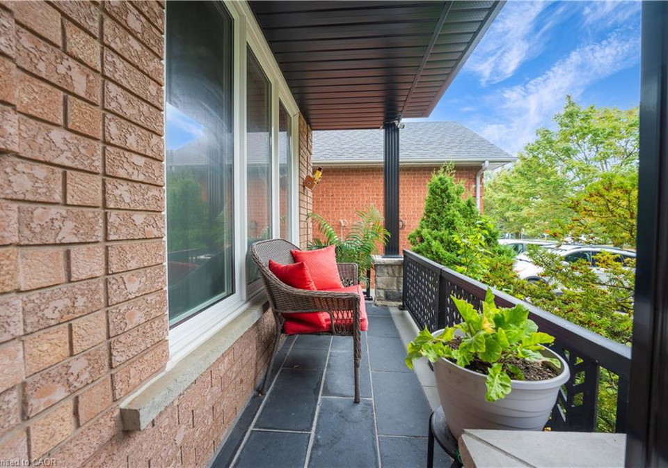 36-devonsleigh-boulevard-richmond-hill-ontario-40846398