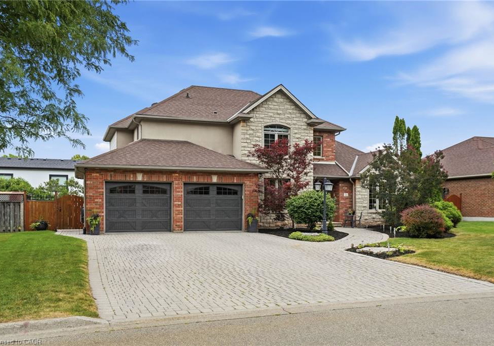5-manor-crescent-grimsby-ontario-40846426