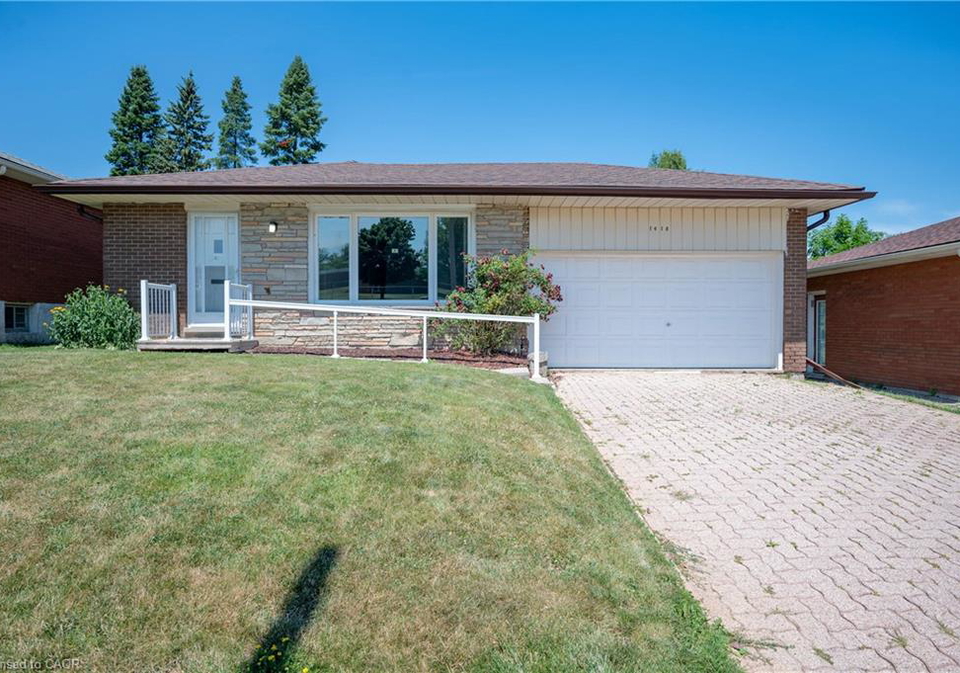 1418-queens-boulevard-kitchener-ontario-40846442