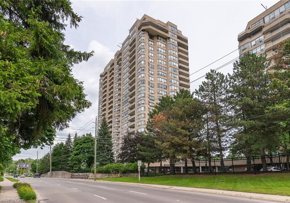 6-willow-street-waterloo-ontario-40846469