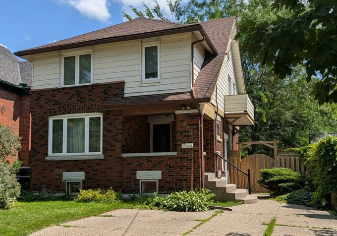 223-wellington-street-n-kitchener-ontario-40846491