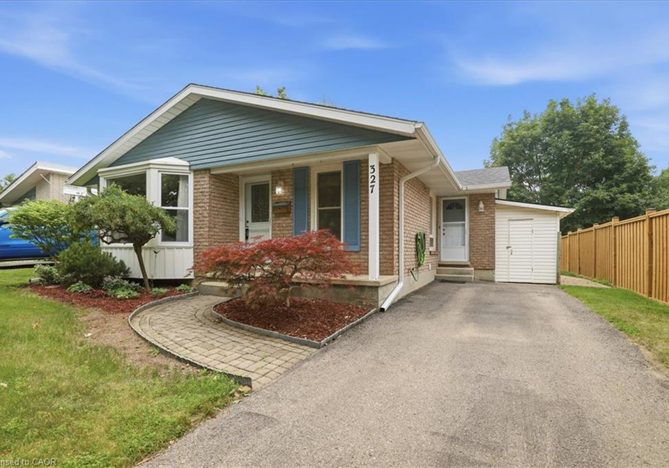 327-grangewood-drive-waterloo-ontario-40846494