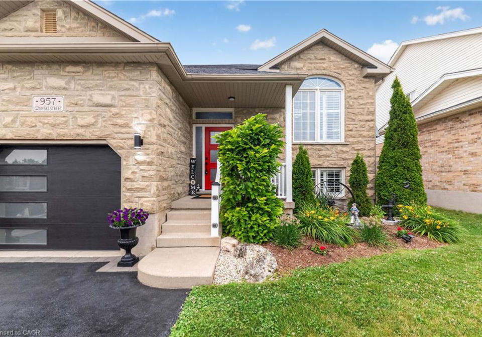 957-gzowski-street-fergus-ontario-40846511