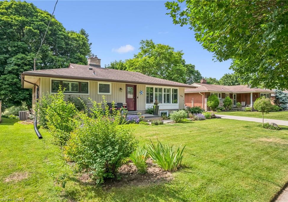 98-stonybrook-drive-kitchener-ontario-40846537